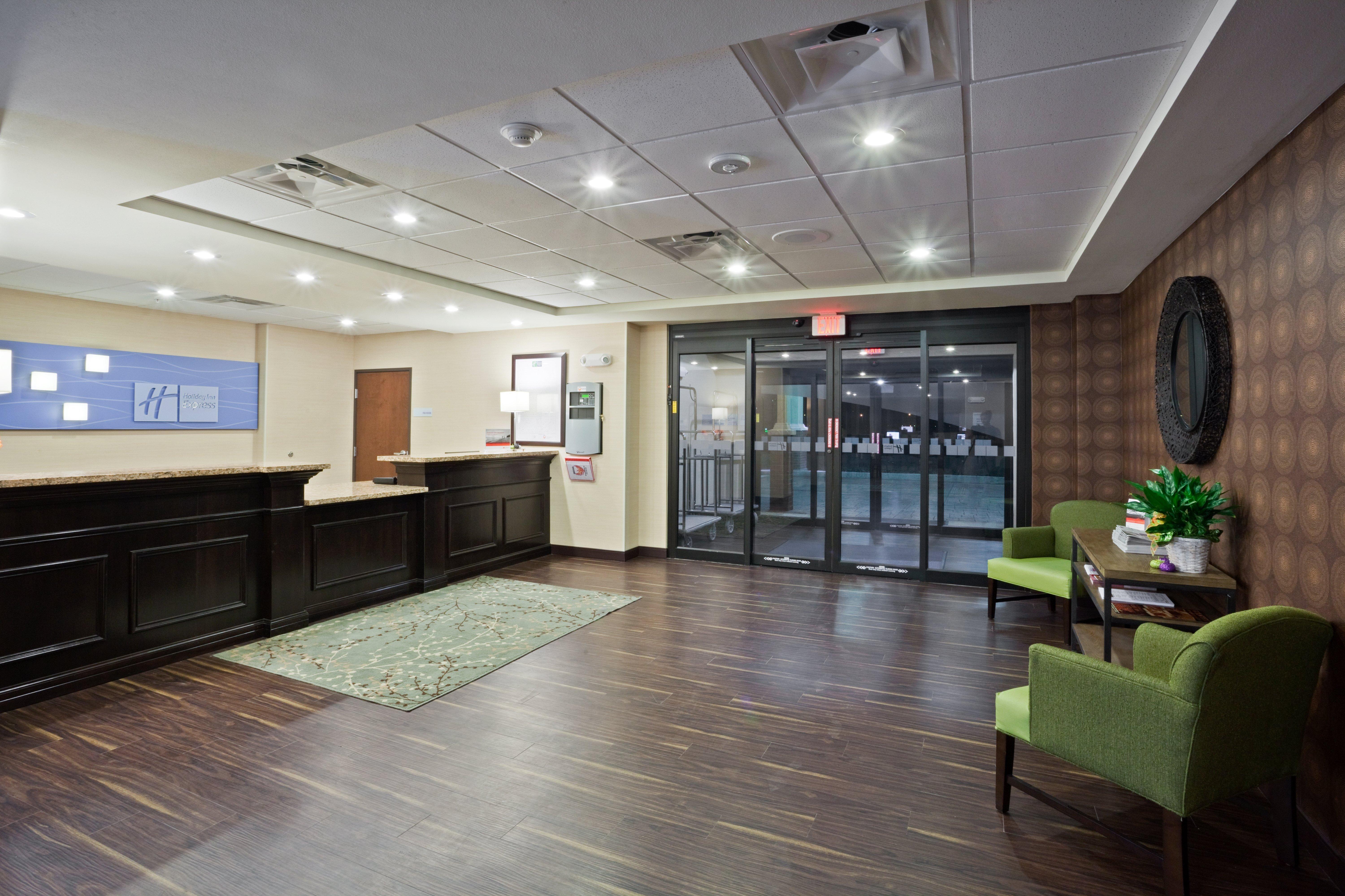 Hotel Express & Mimbres Valley By Ihg