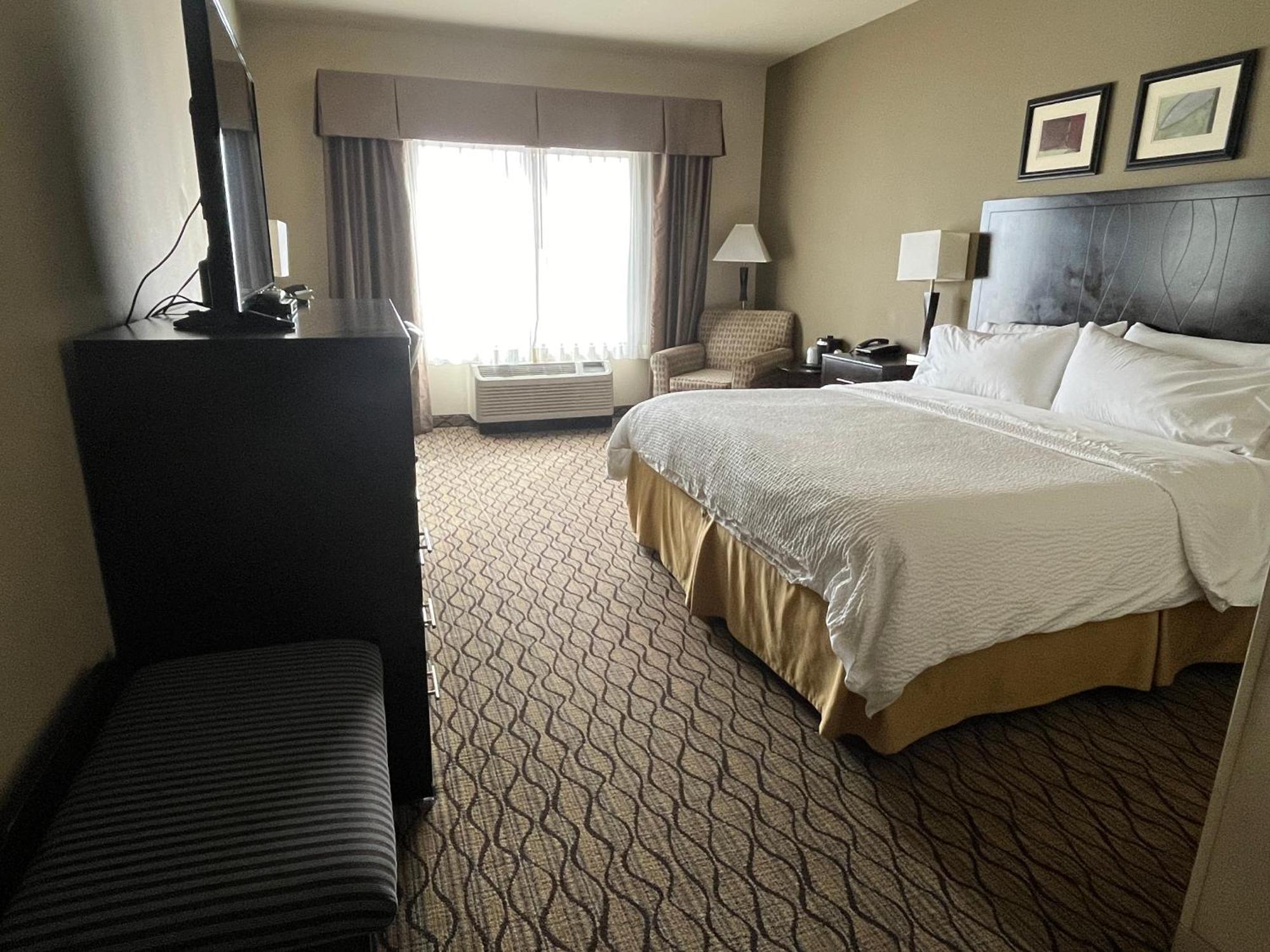 Express & Mimbres Valley By Ihg Hotel 3*